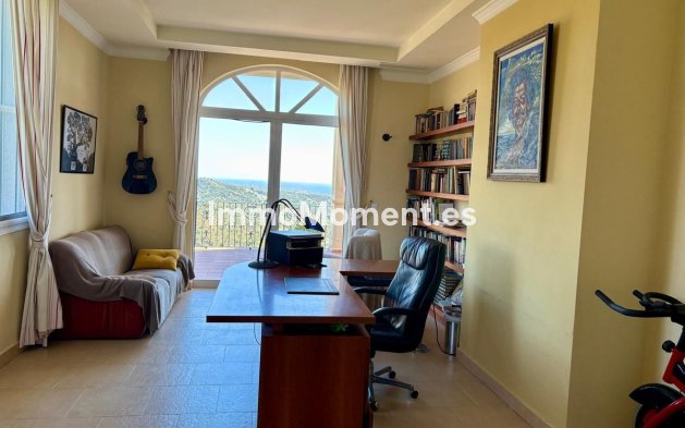 Revente - Maison de campagne - Estepona  - Estepona Centro