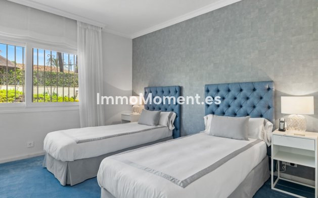 Wiederverkauf - Villa - Marbella - Nueva Andalucía