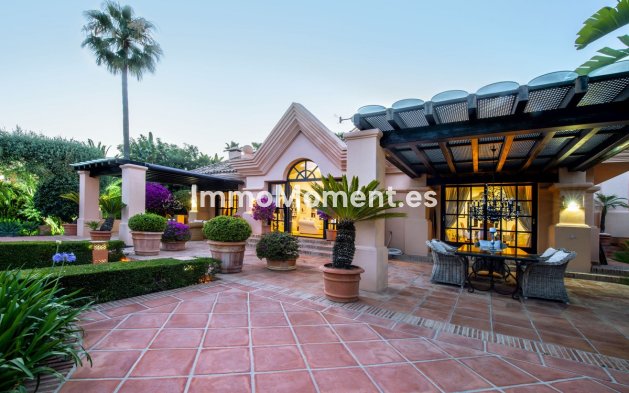 Wiederverkauf - Villa - Marbella - Sierra Blanca