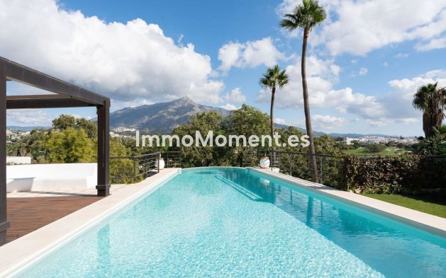 Wiederverkauf - Villa - Marbella - Nueva Andalucía