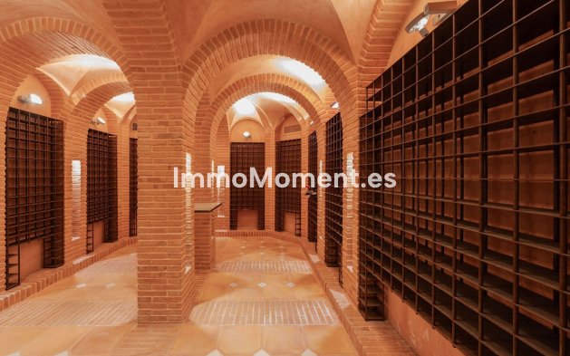 Wiederverkauf - Villa - Marbella - Nueva Andalucía