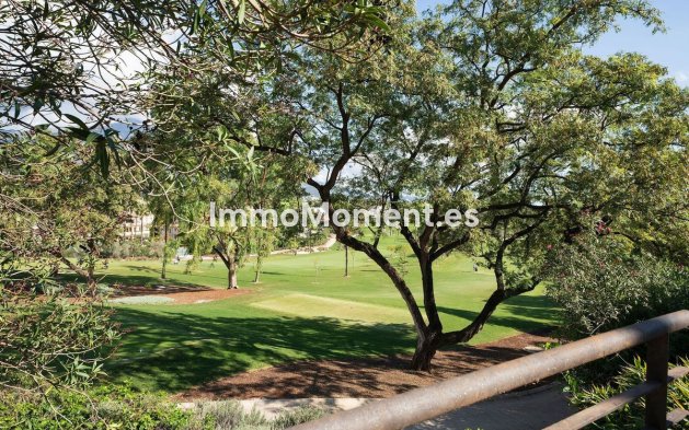 Wiederverkauf - Villa - Marbella - Nueva Andalucía