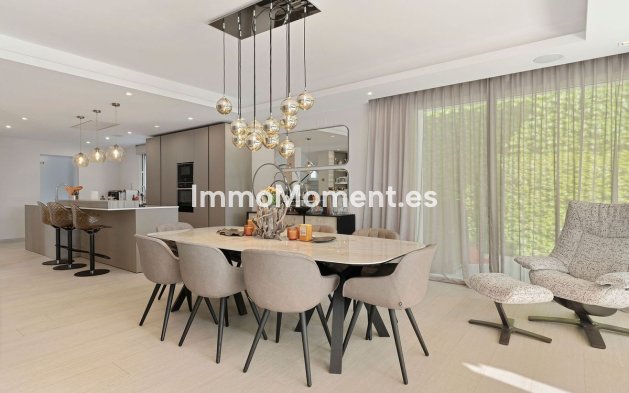 Revente - Villa - Marbella - Nueva Andalucía