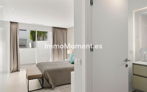 Revente - Villa - Marbella - Nueva Andalucía