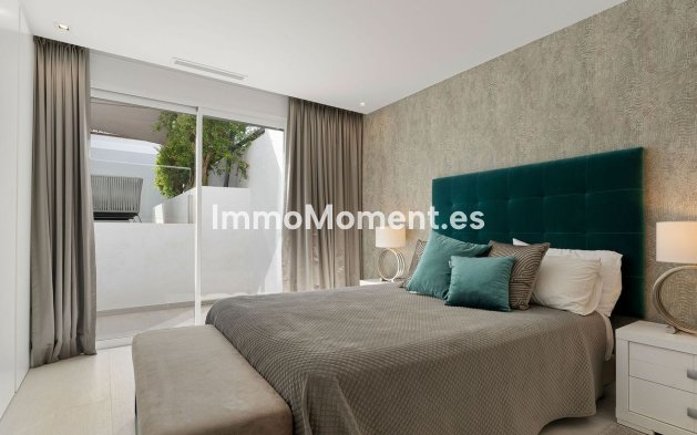 Revente - Villa - Marbella - Nueva Andalucía