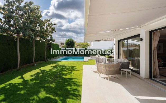 Revente - Villa - Marbella - Nueva Andalucía