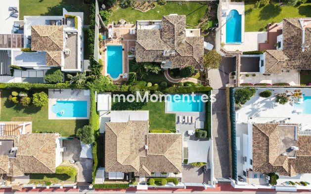 Revente - Villa - Marbella - Nueva Andalucía