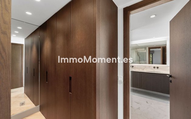 Wiederverkauf - Wohnung - Marbella - Nueva Andalucía