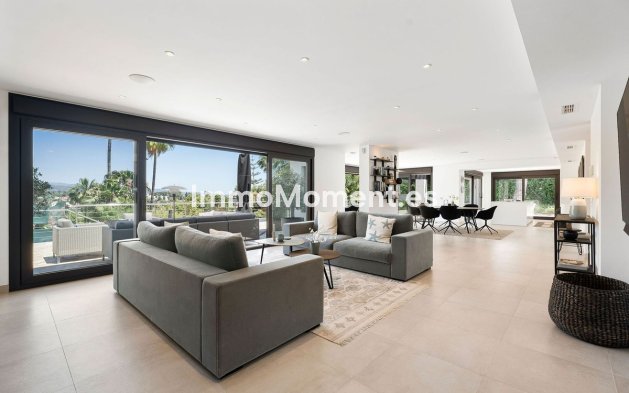 Wiederverkauf - Villa - Marbella - Nueva Andalucía