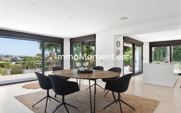 Wiederverkauf - Villa - Marbella - Nueva Andalucía