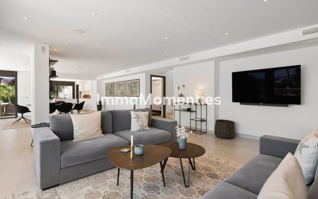 Wiederverkauf - Villa - Marbella - Nueva Andalucía