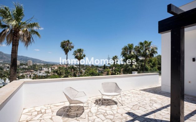 Wiederverkauf - Villa - Marbella - Nueva Andalucía