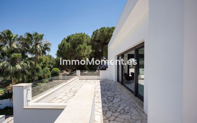 Wiederverkauf - Villa - Marbella - Nueva Andalucía