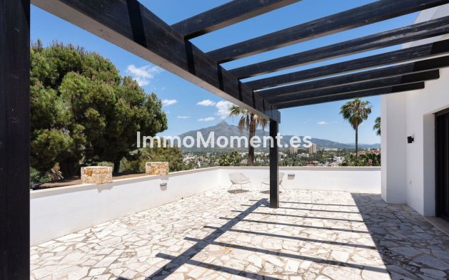 Wiederverkauf - Villa - Marbella - Nueva Andalucía