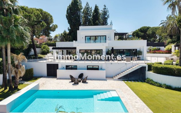 Wiederverkauf - Villa - Marbella - Nueva Andalucía