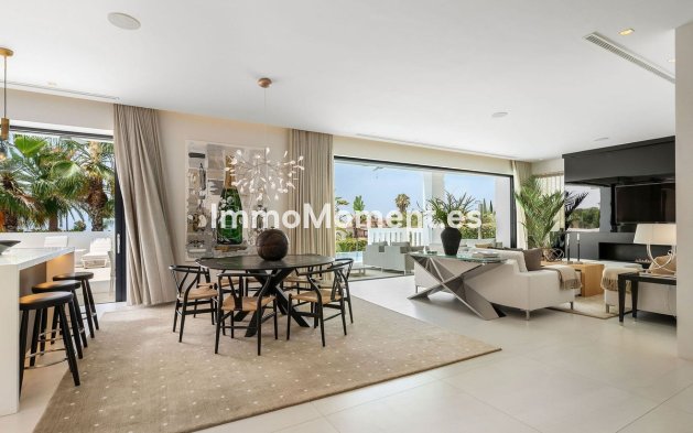 Wiederverkauf - Villa - Marbella - Nagüeles