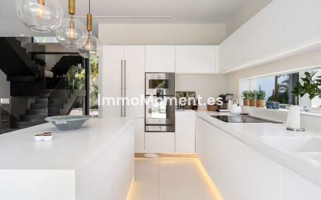 Wiederverkauf - Villa - Marbella - Nagüeles