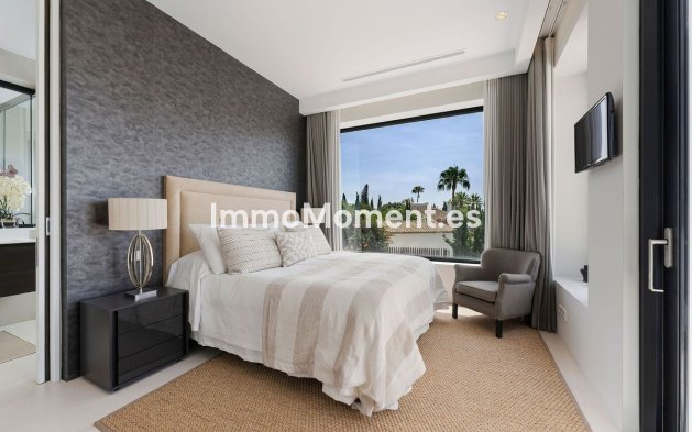 Wiederverkauf - Villa - Marbella - Nagüeles