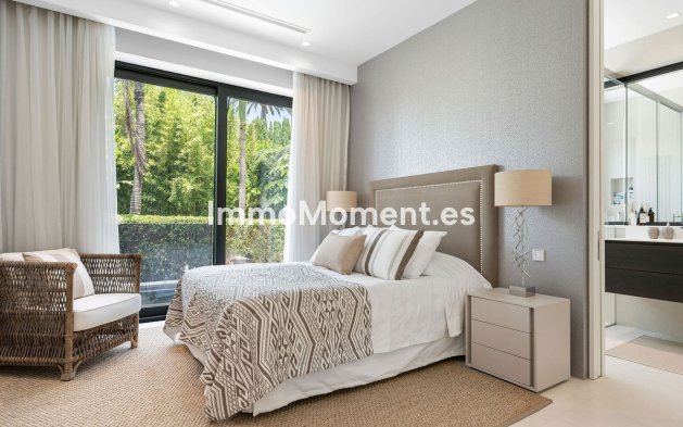 Wiederverkauf - Villa - Marbella - Nagüeles