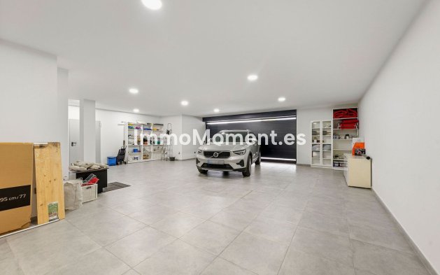 Wiederverkauf - Villa - Marbella - Nueva Andalucía