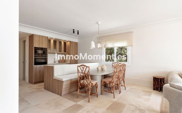Wiederverkauf - Wohnung - Marbella - Nueva Andalucía