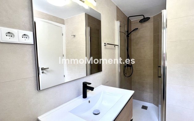 Revente - Maison mitoyenne - Estepona  - Estepona Centro