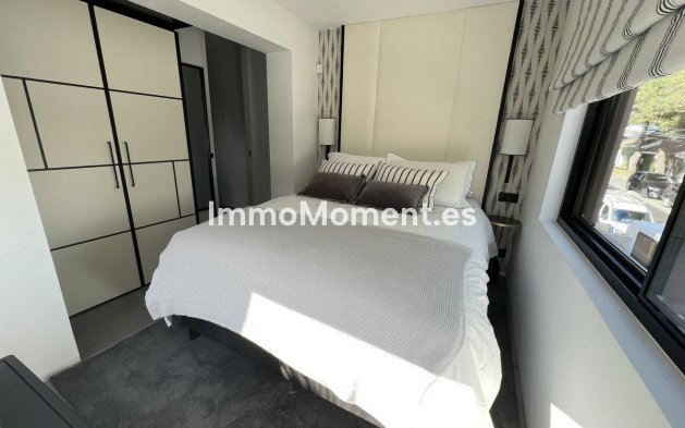 Wiederverkauf - Villa - Marbella - Nueva Andalucía