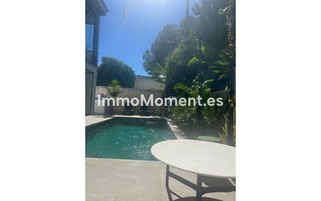 Wiederverkauf - Villa - Marbella - Nueva Andalucía