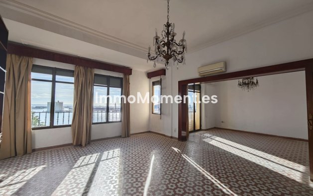 Reventa - Apartamento - Málaga - Málaga Centro