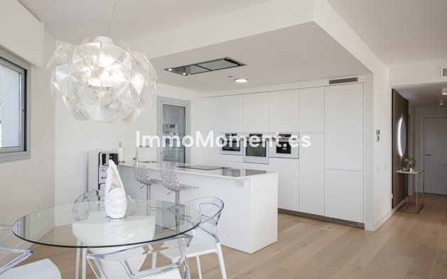 Wiederverkauf - Wohnung - Benalmadena - Benalmadena Centro