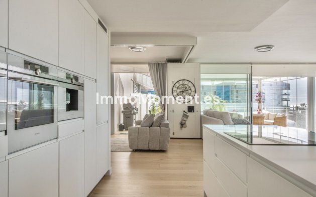 Wiederverkauf - Wohnung - Benalmadena - Benalmadena Centro