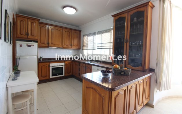 Wiederverkauf - Villa - Marbella - Nueva Andalucía