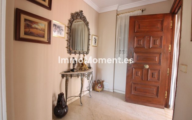 Wiederverkauf - Villa - Marbella - Nueva Andalucía