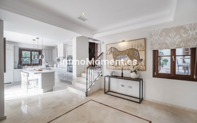 Resale - Villa - Benahavís - El Madroñal