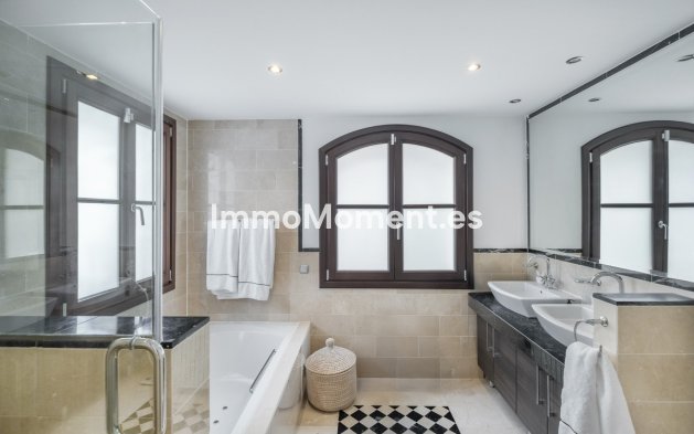 Resale - Villa - Benahavís - El Madroñal