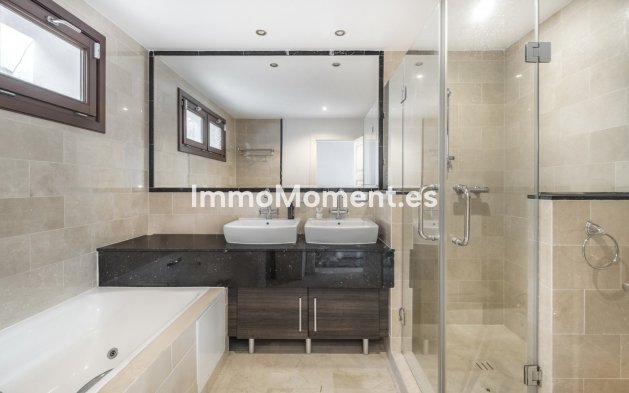 Resale - Villa - Benahavís - El Madroñal