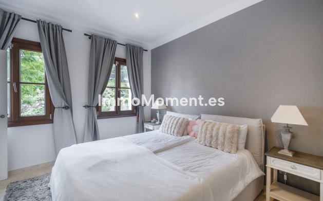 Resale - Villa - Benahavís - El Madroñal