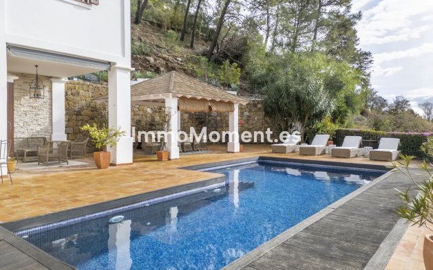 Resale - Villa - Benahavís - El Madroñal