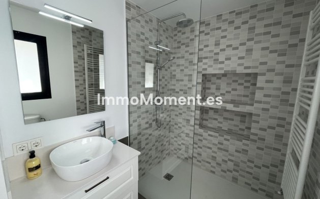 Wiederverkauf - Villa - Marbella - San Pedro de Alcántara