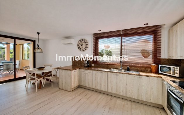 Wiederverkauf - Wohnung - Marbella - La Mairena