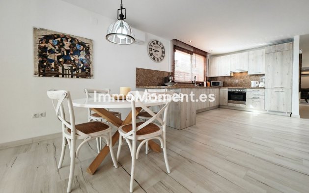 Wiederverkauf - Wohnung - Marbella - La Mairena