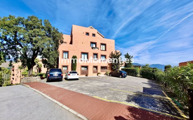 Wiederverkauf - Wohnung - Marbella - La Mairena