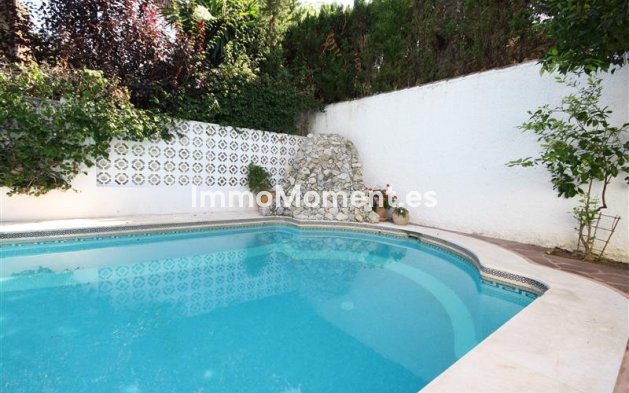 Wiederverkauf - Villa - Marbella - Los Monteros