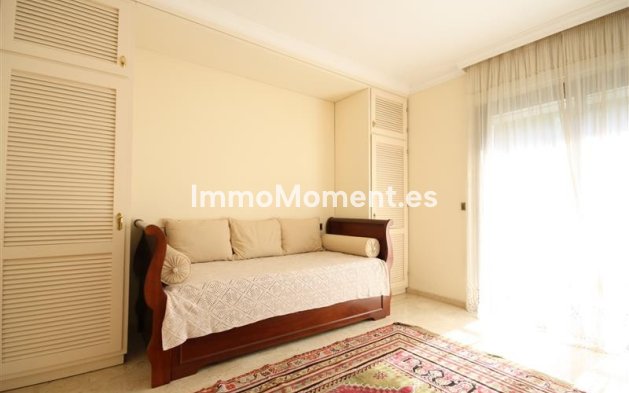 Wiederverkauf - Villa - Marbella - Los Monteros