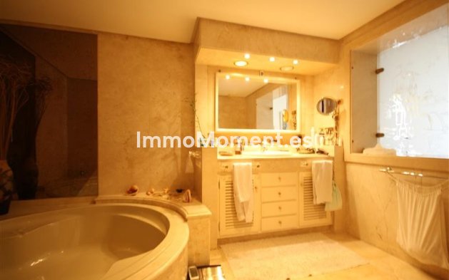 Wiederverkauf - Villa - Marbella - Los Monteros