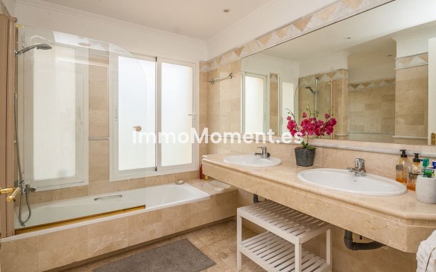 Wiederverkauf - Wohnung - Marbella - Elviria