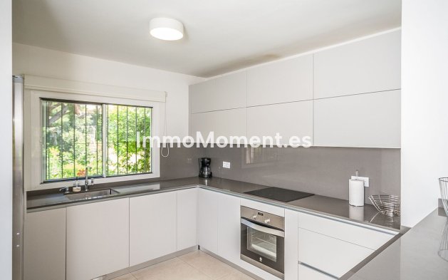 Wiederverkauf - Villa - Marbella - Elviria