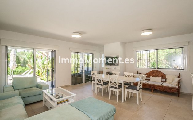 Wiederverkauf - Villa - Marbella - Elviria