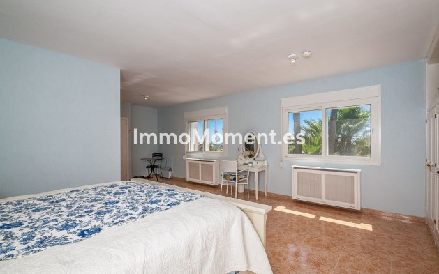 Resale - Villa - Marbella - Marbesa