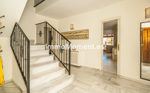 Resale - Villa - Marbella - Marbesa